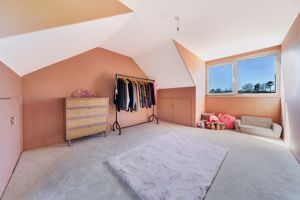 Bedroom- click for photo gallery